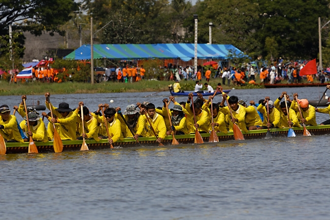 Phimai boat races-2013-047